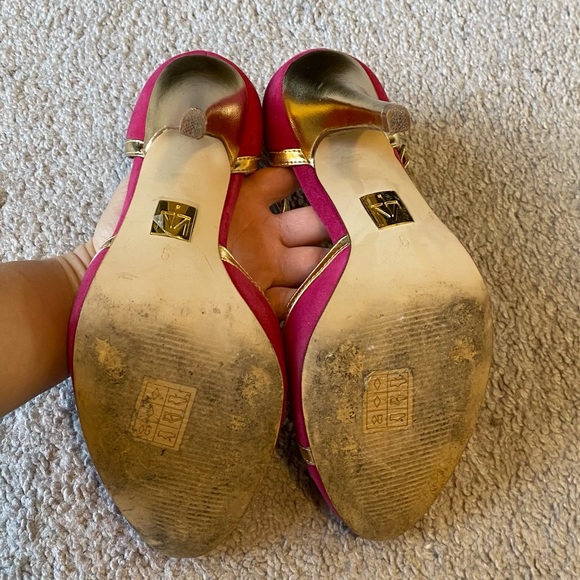 Truth or Dare by Madonna Womens Englin T-bar Pumps - Picture 6 of 10